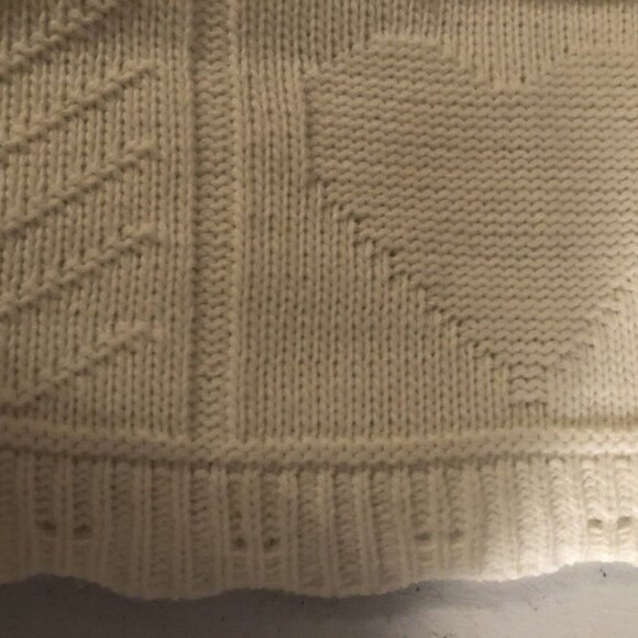 Vintage Woman’s Pullover Ivory Sweater No Tag Measures Size XL Hearts Scalloped - Picture 11 of 11